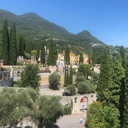 La Verbena A Fianco Del Vittoriale, Vista Piscina, 10 Minuti A Piedi Dal Lungo *