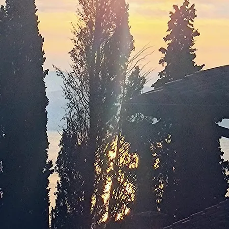 아파트 La Verbena A Fianco Del Vittoriale, Vista Piscina, 10 Minuti A Piedi Dal Lungo 가르도네리비에라