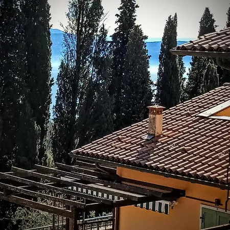 Apartment La Verbena A Fianco Del Vittoriale, Vista Piscina, 10 Minuti A Piedi Dal Lungo Gardone Riviera